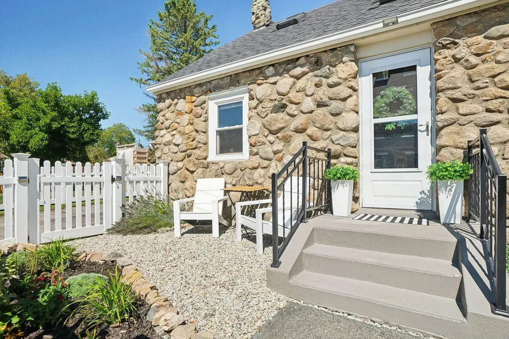 1 Pond Street Saco ME 04072