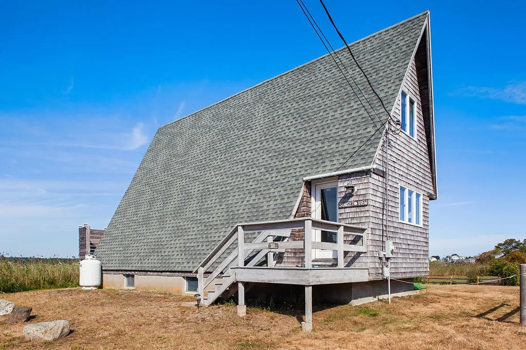 111 Mile Stretch Road Biddeford ME 04005