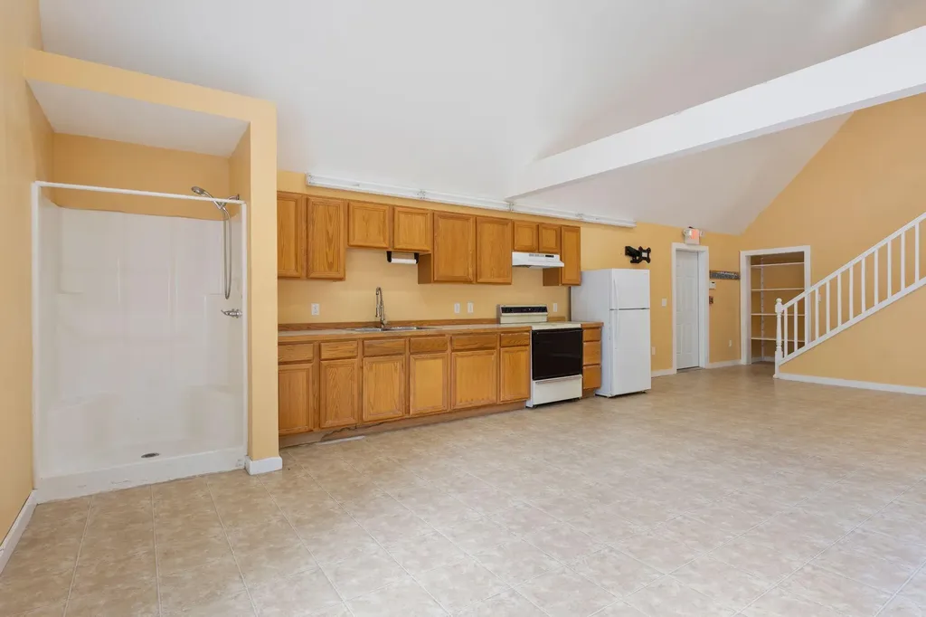 204 Gray Road Cumberland ME 04021