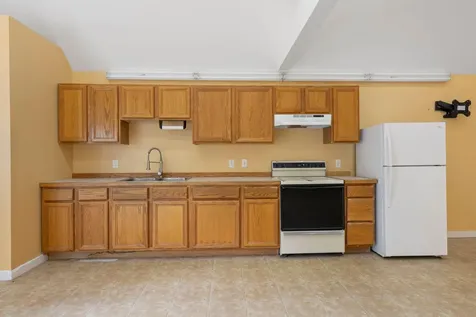 204 Gray Road Cumberland ME 04021