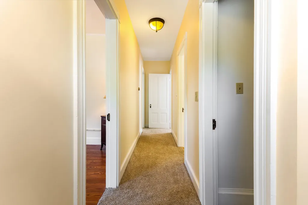 81 Highland Avenue Auburn ME 04210