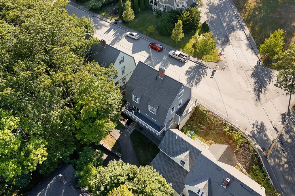 81 Highland Avenue Auburn ME 04210