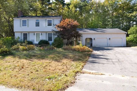 14 Patricia Drive Topsham ME 04086