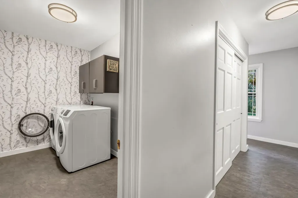 212 Vickery Road Auburn ME 04210