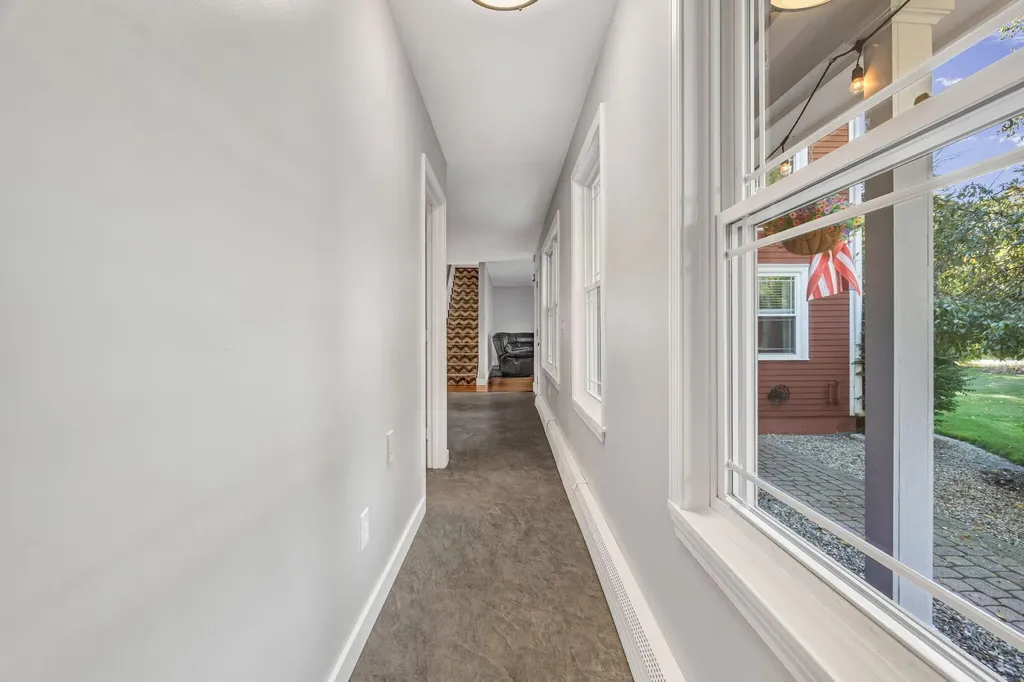 212 Vickery Road Auburn ME 04210