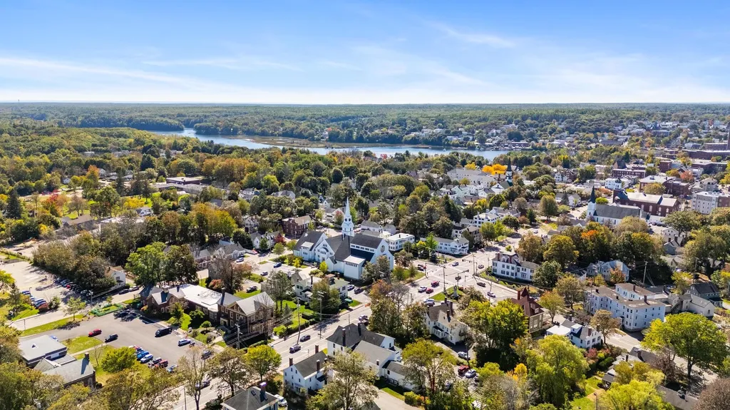 372 Main Street Saco ME 04072