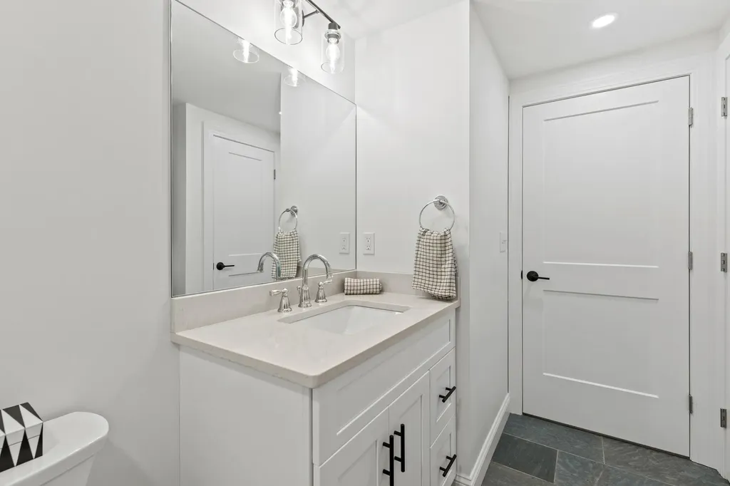 372 Main Street Saco ME 04072