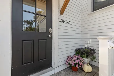 372 Main Street Saco ME 04072
