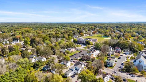 372 Main Street Saco ME 04072