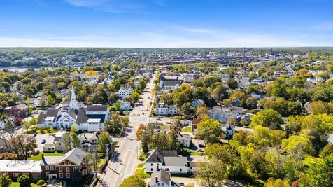 372 Main Street Saco ME 04072