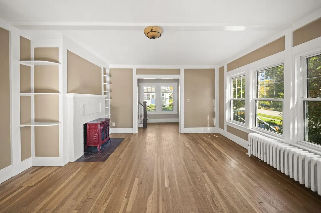 77 Bennoch Road Orono ME 04473