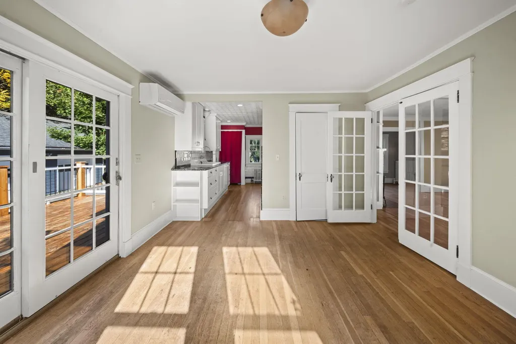 77 Bennoch Road Orono ME 04473