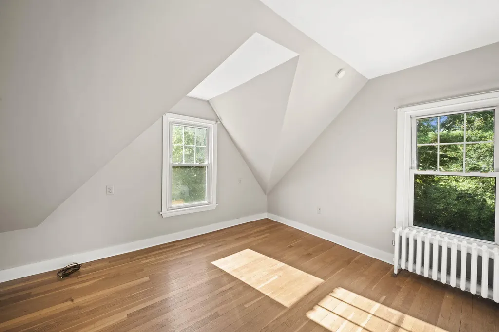 77 Bennoch Road Orono ME 04473