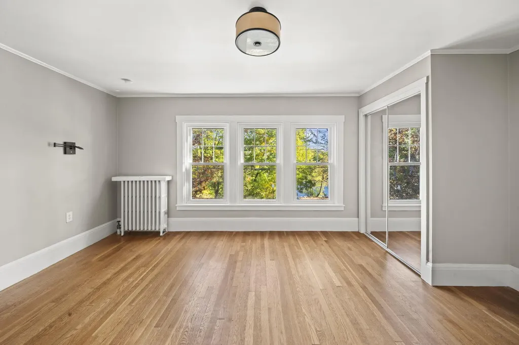 77 Bennoch Road Orono ME 04473