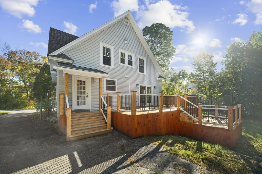 77 Bennoch Road Orono ME 04473