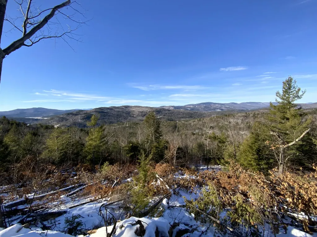 019 Upper Bear Lane Rumford ME 04276