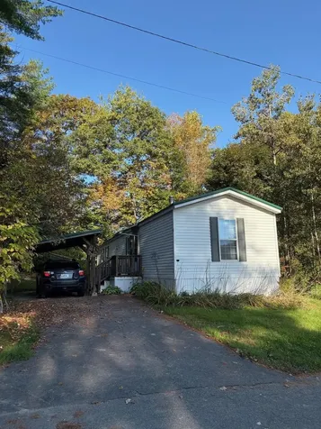 8 Raven Road Augusta ME 04330