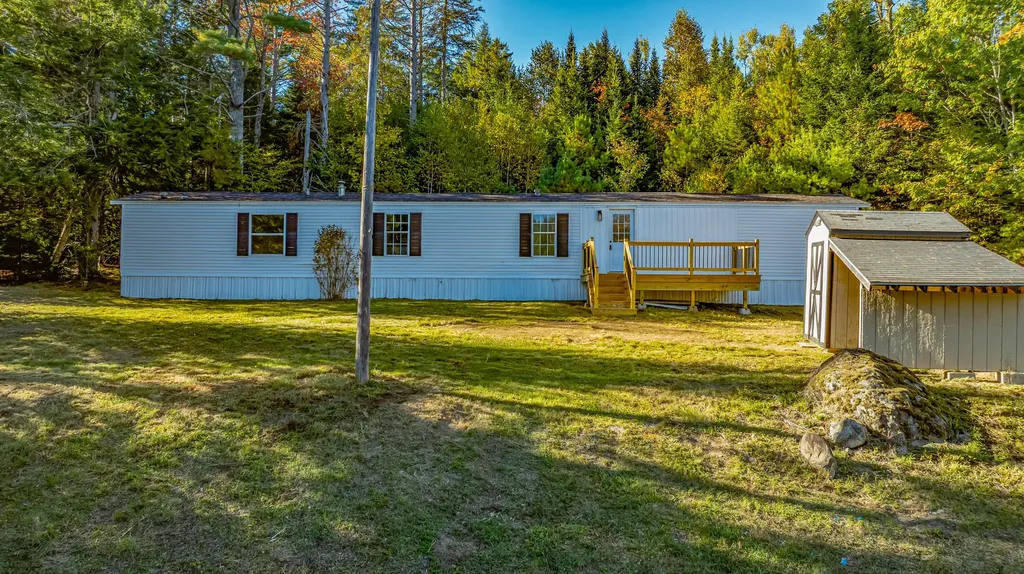 151 Mill Road Dedham ME 04429