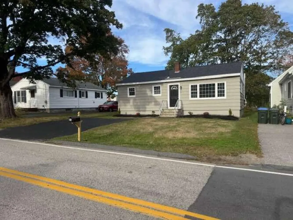 26 Spurwink Avenue South Portland ME 04106