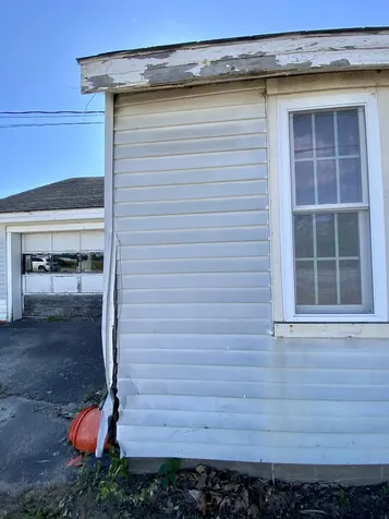 98 Auburn Road Turner ME 04282
