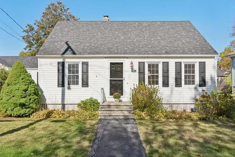 24 Lawrence Avenue