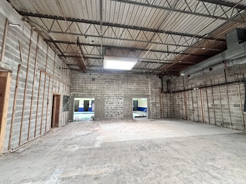 637 Minot Avenue Auburn ME 04210