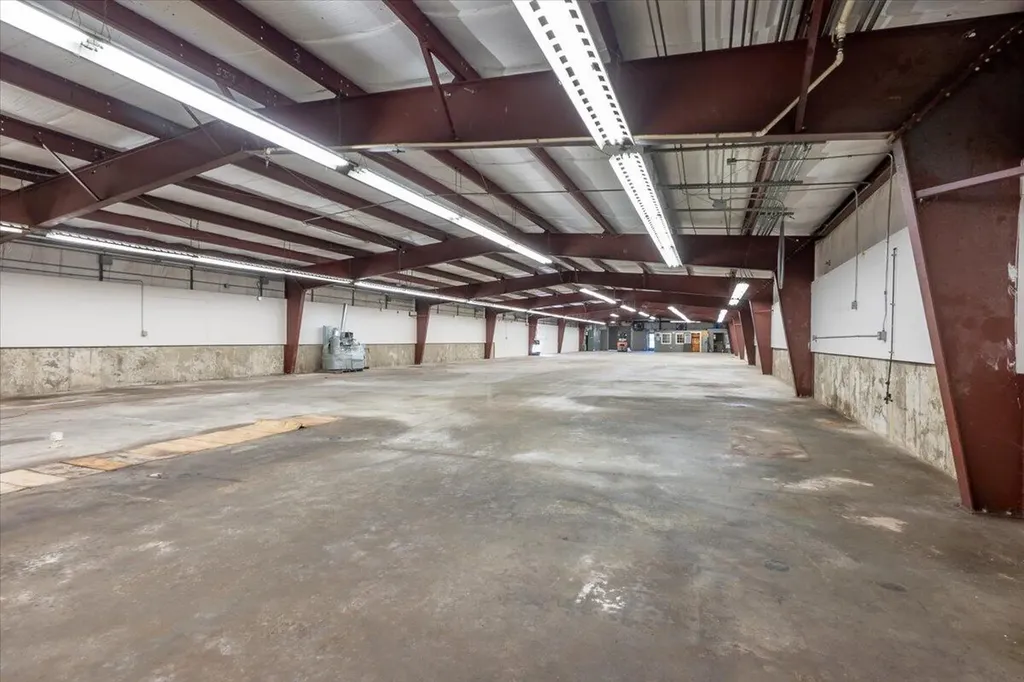 1023 Eastern Road Warren ME 04864