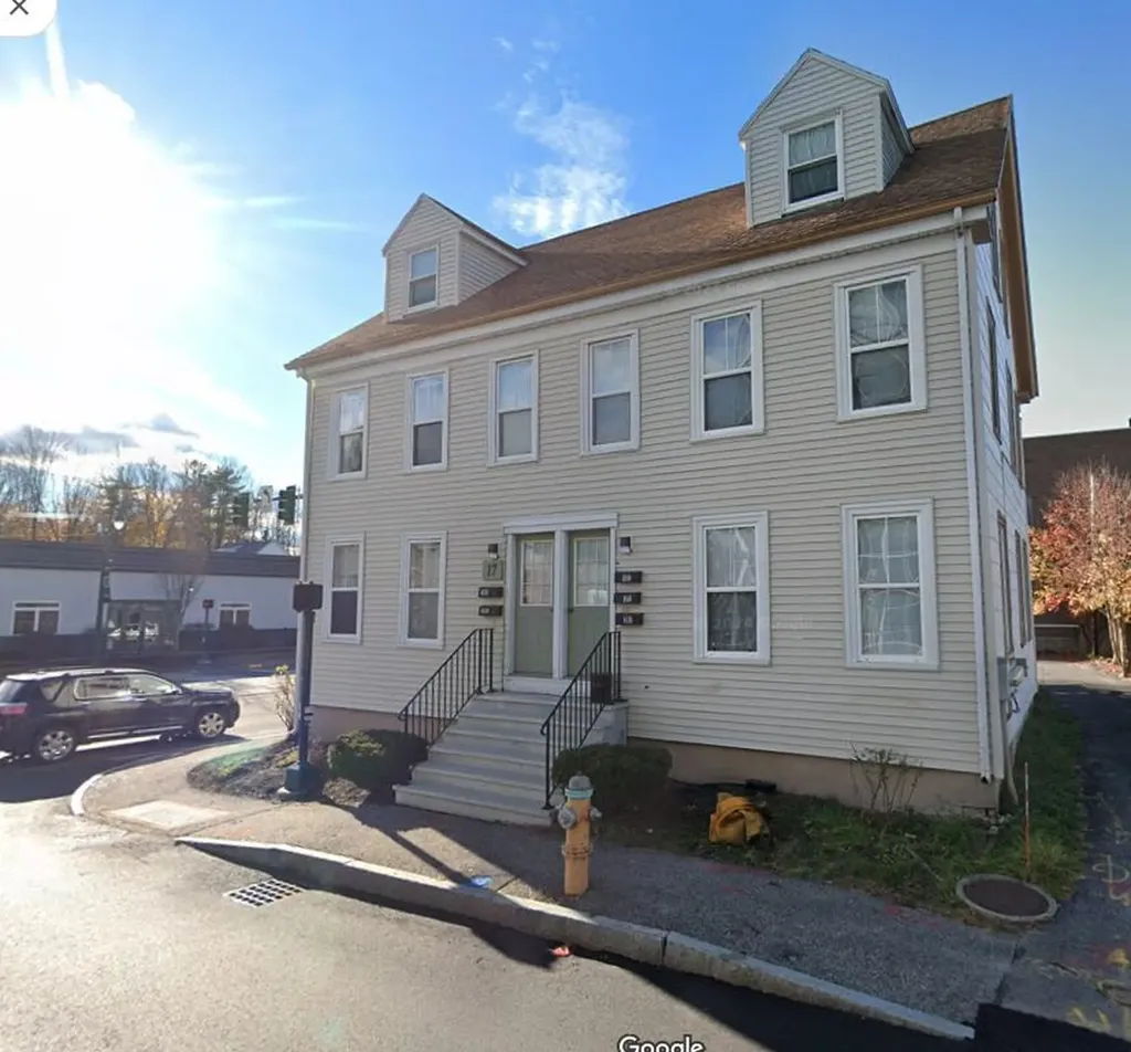 17 Mechanic Street Westbrook ME 04092