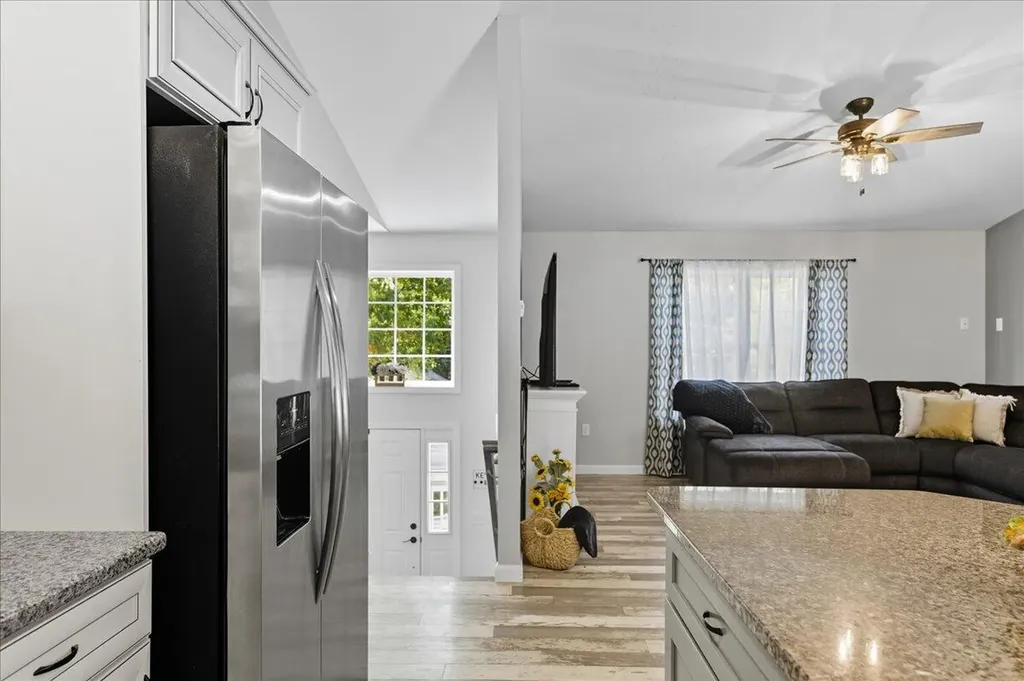 137 Aa Landing Road Glenburn ME 04401