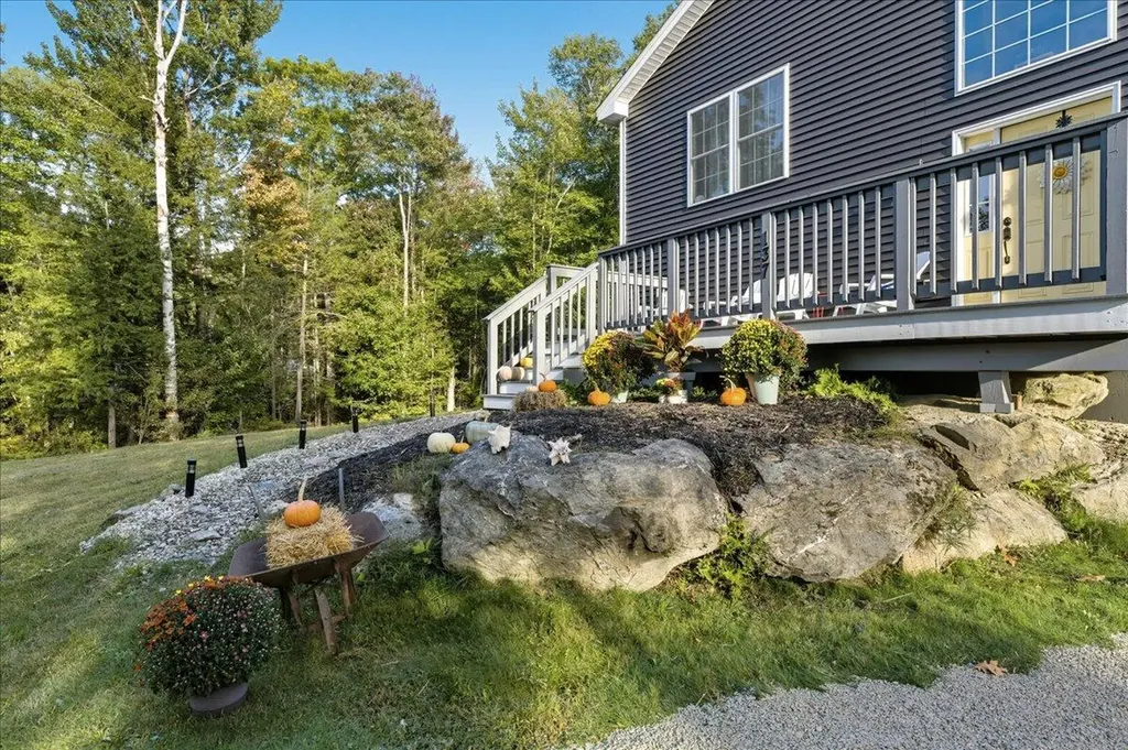 137 Aa Landing Road Glenburn ME 04401