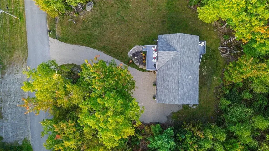 137 Aa Landing Road Glenburn ME 04401
