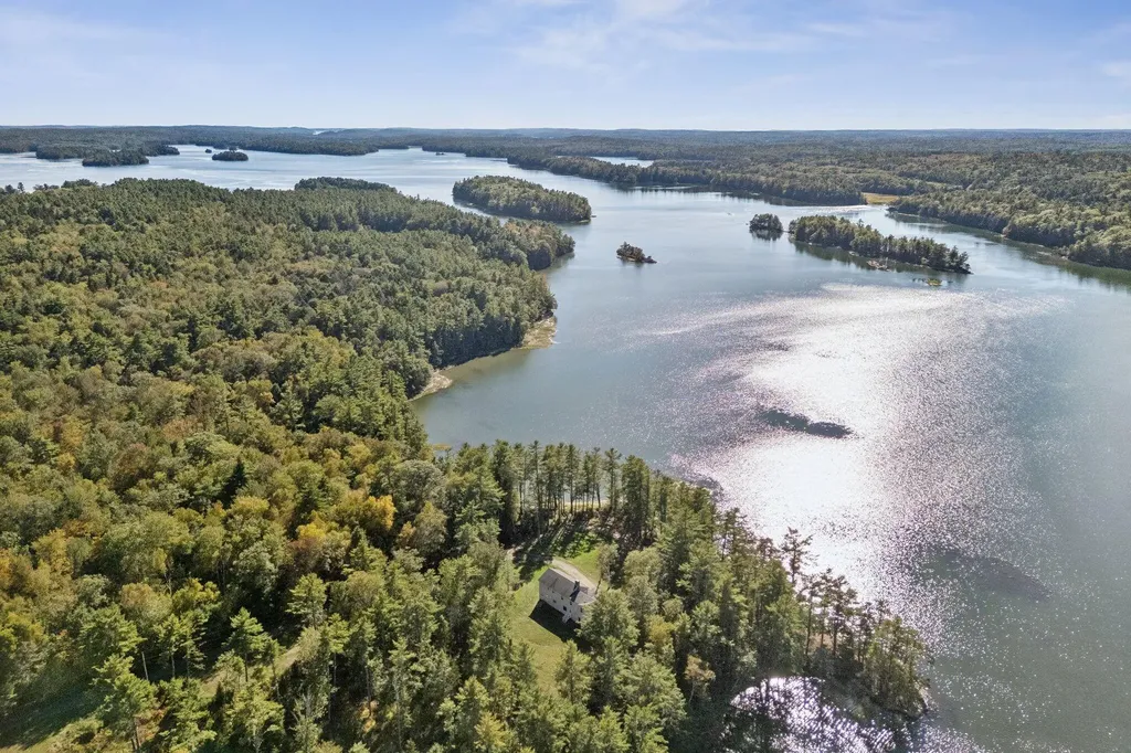 91 Tree Farm Drive Woolwich ME 04579