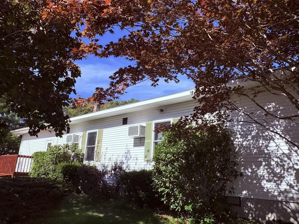 1 Taylor Hill Road Lewiston ME 04240