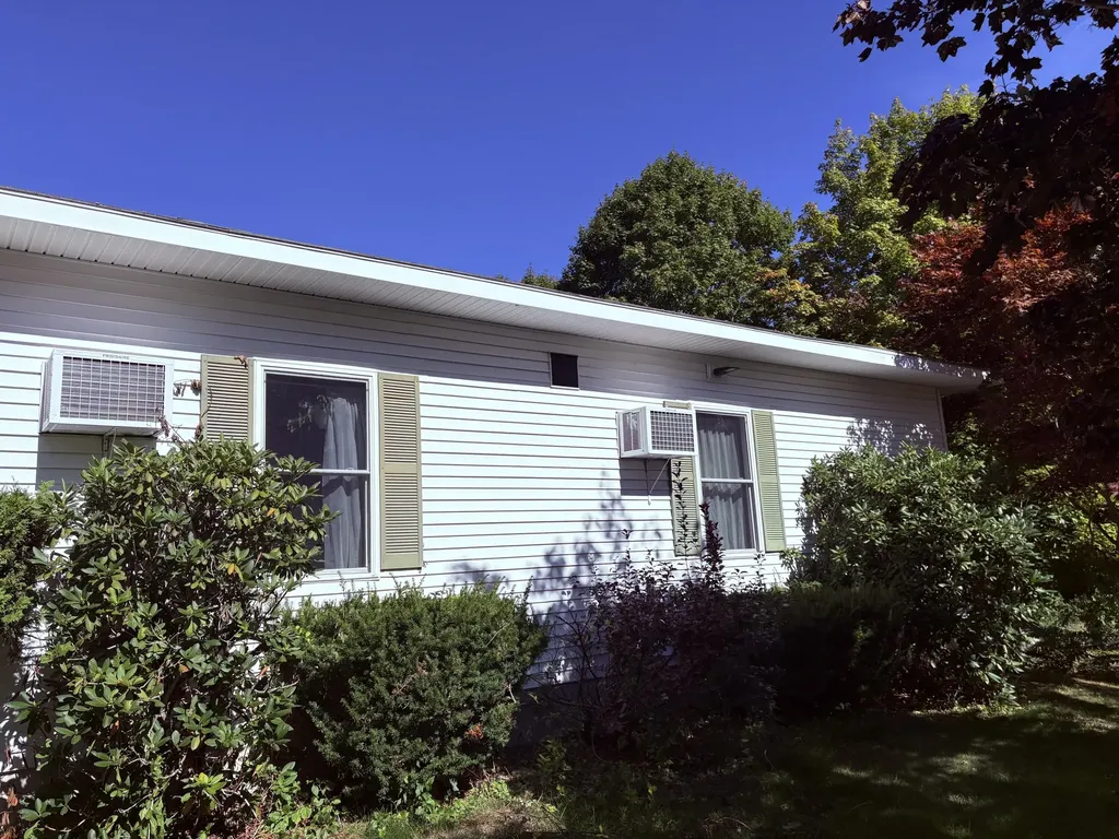 1 Taylor Hill Road Lewiston ME 04240