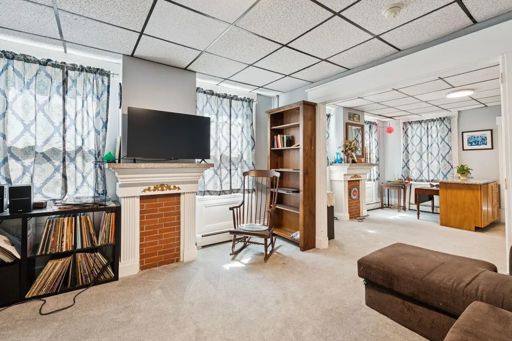 54-56 Veranda Street Portland ME 04101