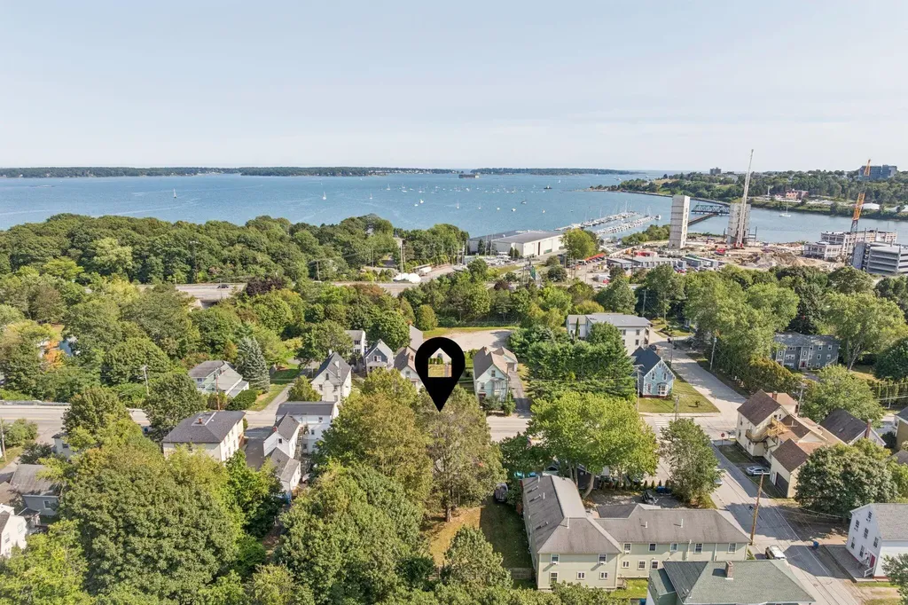 54-56 Veranda Street Portland ME 04101