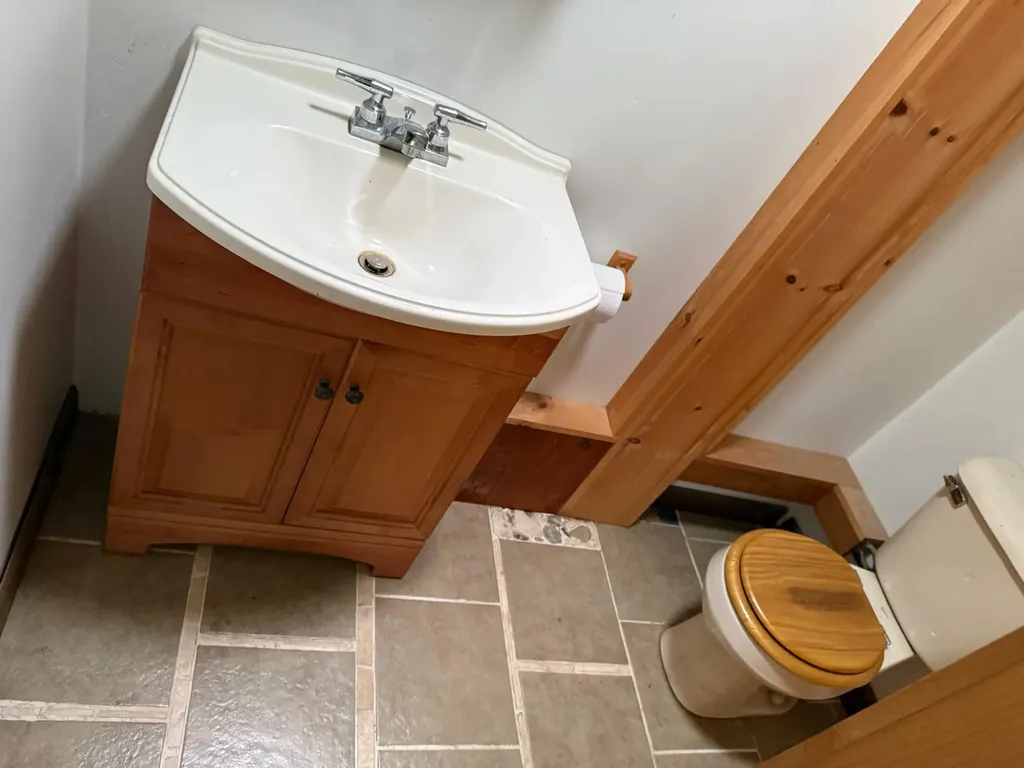 352 Bayview Road Penobscot ME 04476