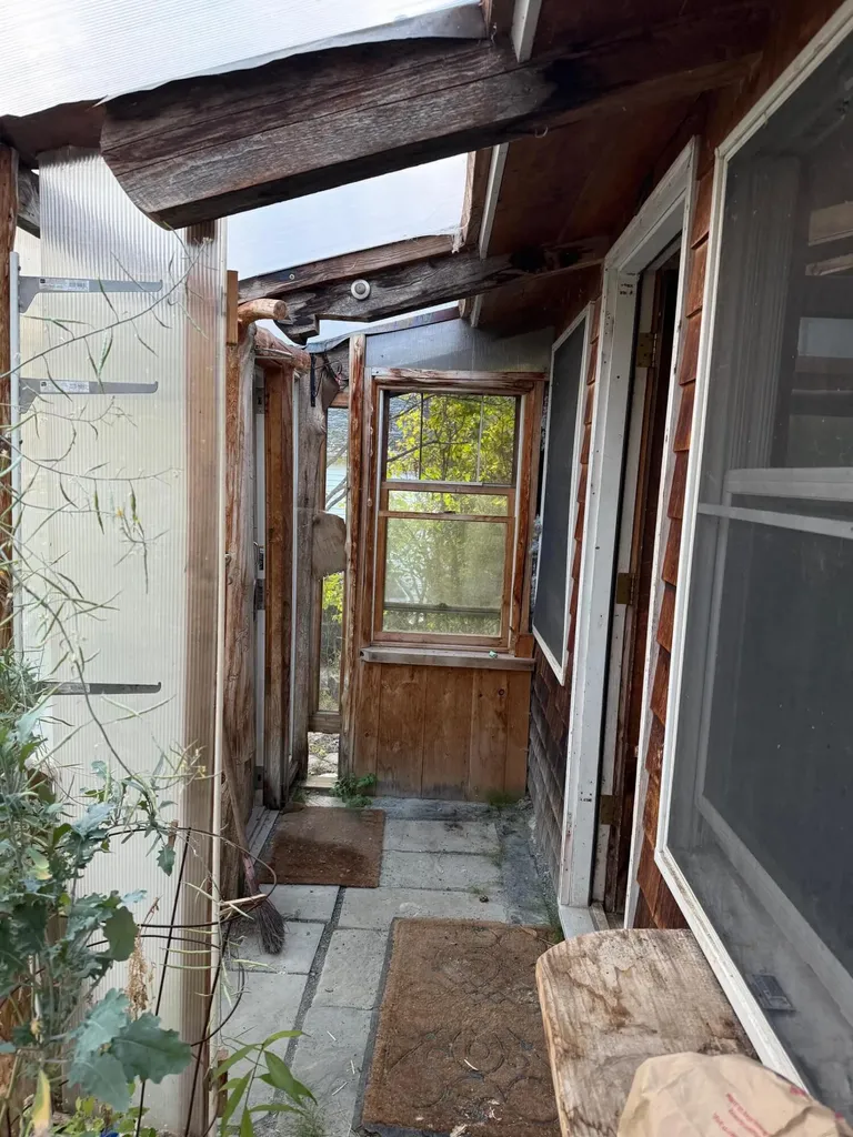 352 Bayview Road Penobscot ME 04476