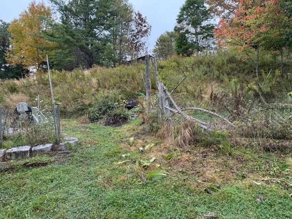 352 Bayview Road Penobscot ME 04476