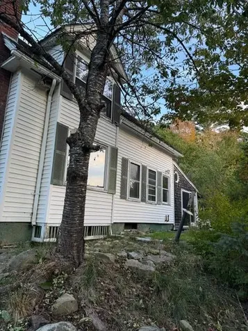 352 Bayview Road Penobscot ME 04476