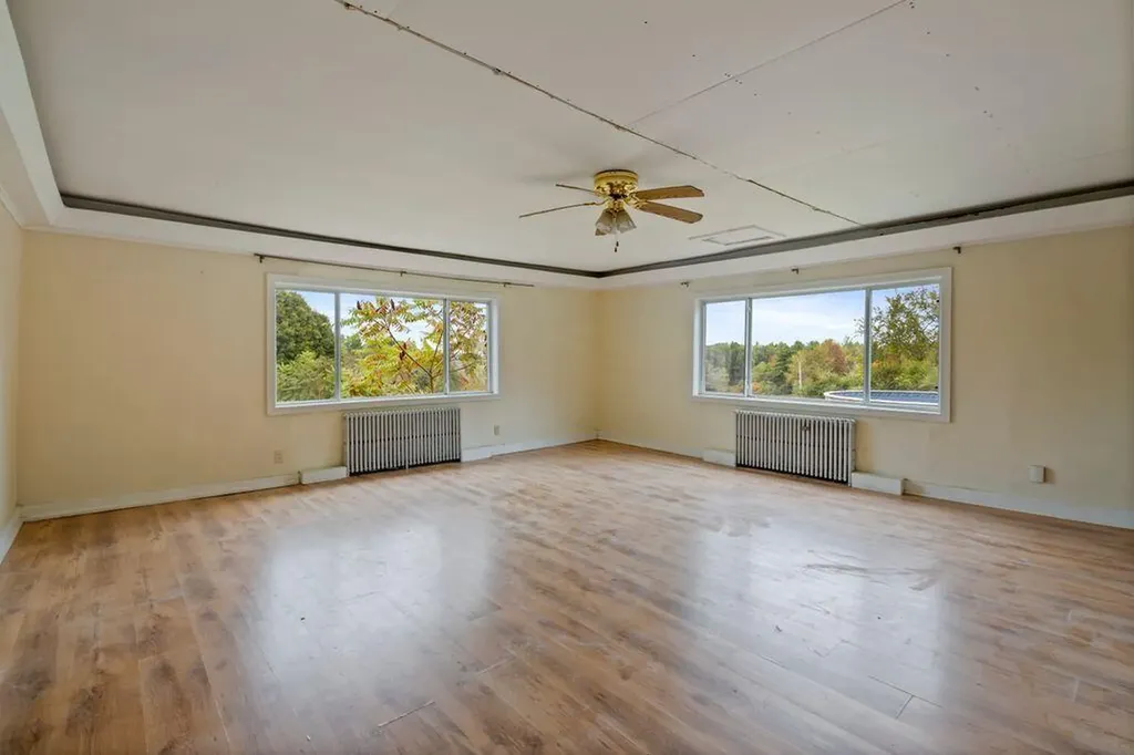 29 Mudget Hill Road Vassalboro ME 04989