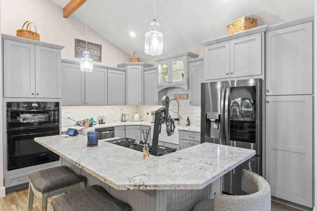 55 Somerset Place Topsham ME 04086