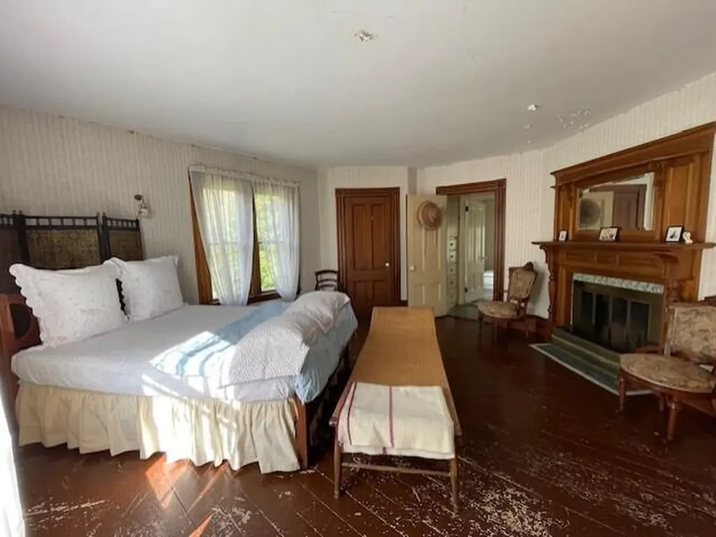 19 High Street Cherryfield ME 04622