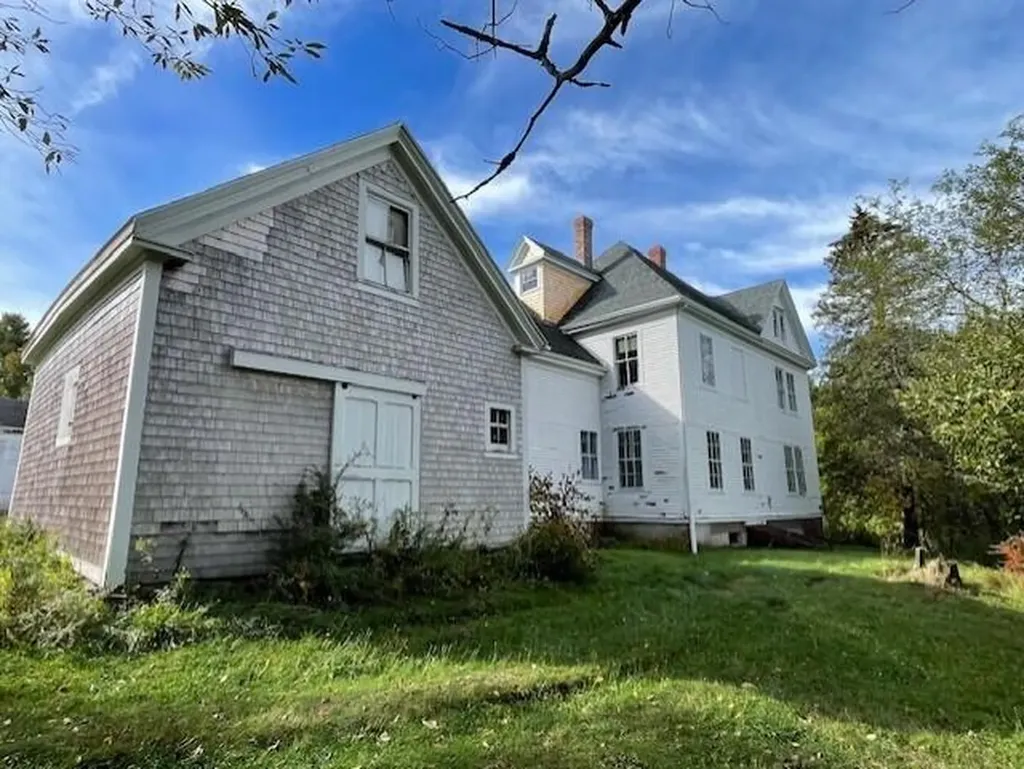19 High Street Cherryfield ME 04622