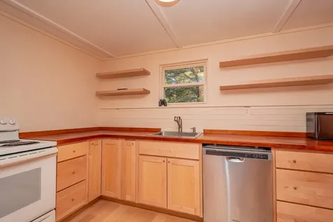 4551 Bennoch Road Alton ME 04468