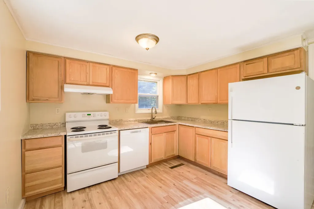 40 Pine Ridge Drive Warren ME 04864