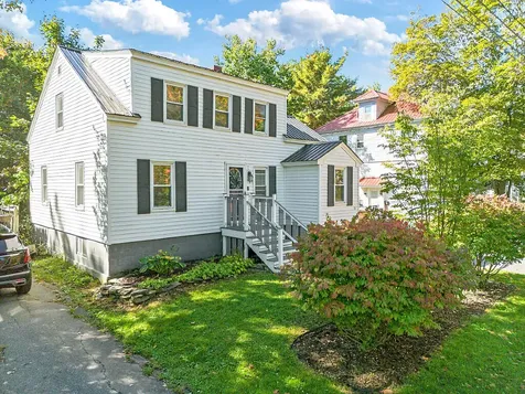 10 Edgewood Street Waterville ME 04901