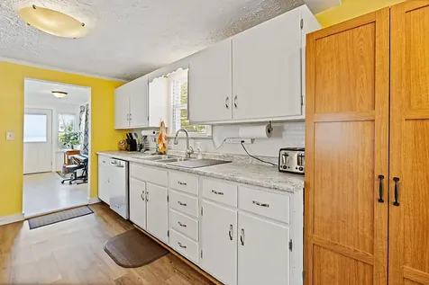 10 Edgewood Street Waterville ME 04901