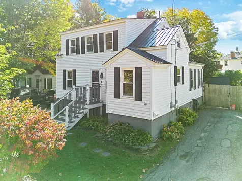10 Edgewood Street Waterville ME 04901