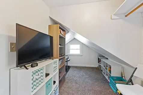 10 Edgewood Street Waterville ME 04901